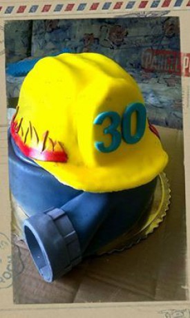 Narodeninová torta pre hasičov