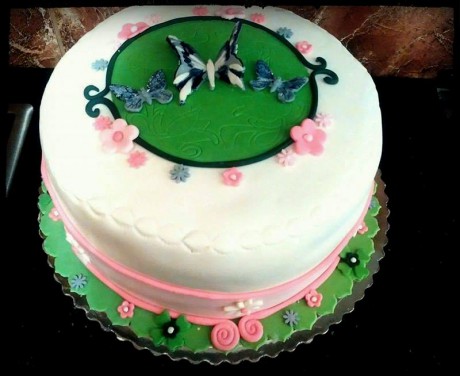 Detská torta s motýľmi